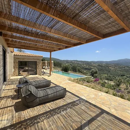 Morea Holiday home Finikounta